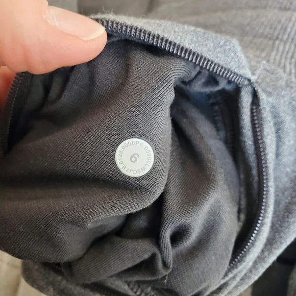 Metro Miles Lululemon - Picture 6 of 9